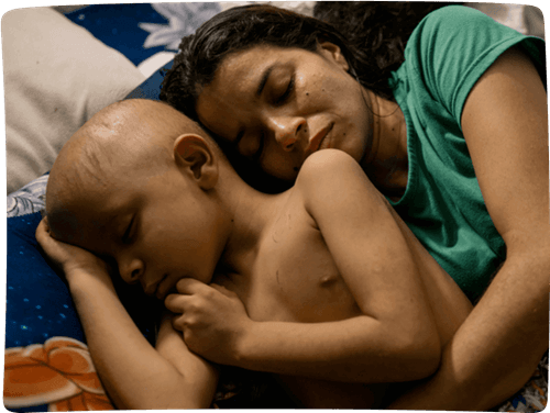 Woman_and_Child_Bedtime_Hugs